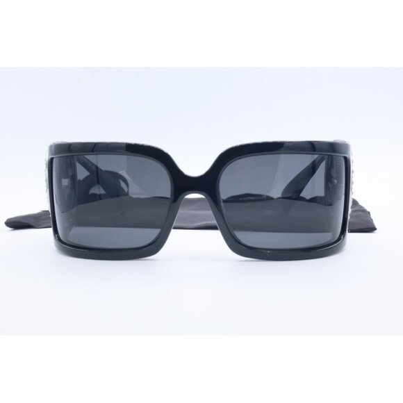 Gucci GG 1899S 001 Rectangular Sunglasses Black Gray Cruise 2025 Bold - Picture 2 of 7